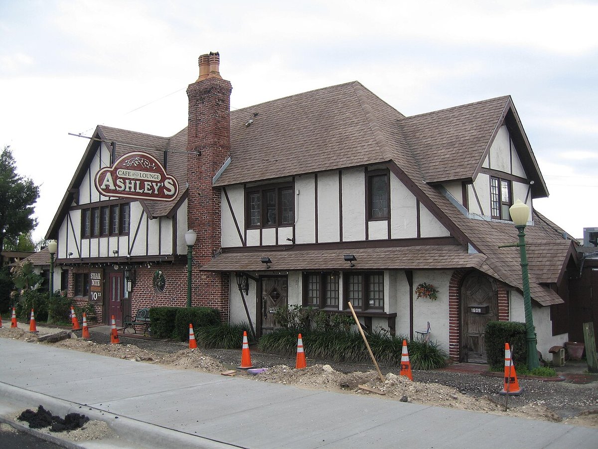 Rockledge, FL - File:Ashley's (Rockledge, Florida) 002.jpg - Wikimedia Commons